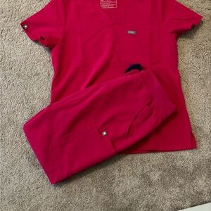 Figs Women's Scrub Set in Bright Pink